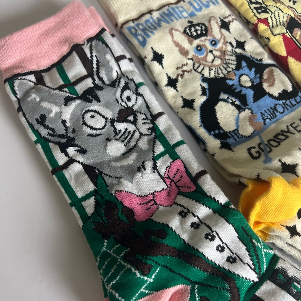 NWT 3 pairs Funky Baroque Tube Socks with Cat King Madonna Print Diamond Pattern